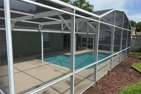 Villa ou maison à louer à Kissimmee, Floride: 3 chambres, 119.19 m2 № 2157944 - photo 2