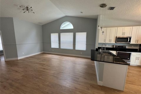 Villa ou maison à louer à Kissimmee, Floride: 3 chambres, 119.19 m2 № 2157944 - photo 24