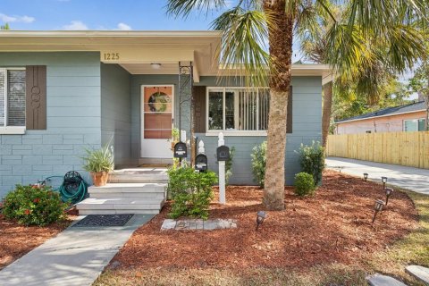 Casa en venta en Saint Petersburg, Florida, 5 dormitorios, 264.49 m2 № 1609832 - foto 3