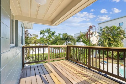 Casa en venta en Saint Petersburg, Florida, 5 dormitorios, 264.49 m2 № 1609832 - foto 21