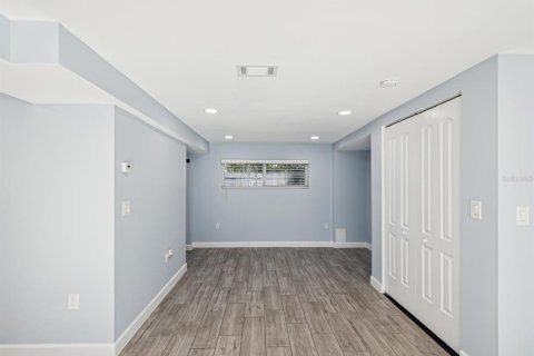 Casa en venta en Saint Petersburg, Florida, 5 dormitorios, 264.49 m2 № 1609832 - foto 11