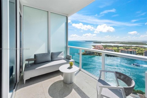 Condo in Miami Beach, Florida, 2 bedrooms  № 2013281 - photo 26