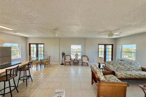 Casa en venta en Flagler Beach, Florida, 3 dormitorios, 149.02 m2 № 2430626 - foto 21