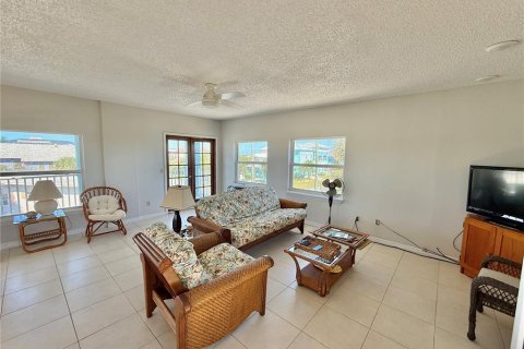 Casa en venta en Flagler Beach, Florida, 3 dormitorios, 149.02 m2 № 2430626 - foto 19