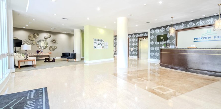 Condo in Miami Beach, Florida, 2 bedrooms  № 2004585