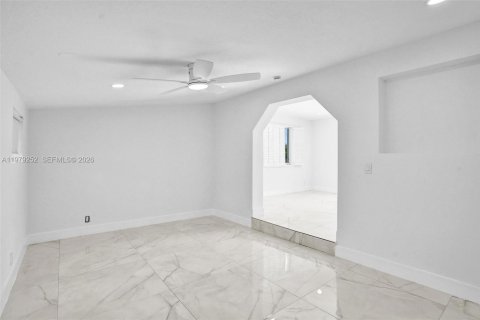 Купить виллу или дом в Лодерхилл, Флорида 3 спальни, 84.36м2, № 2043675 - фото 17