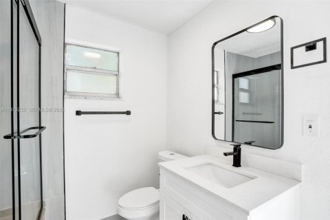 Купить виллу или дом в Лодерхилл, Флорида 3 спальни, 84.36м2, № 2043675 - фото 24