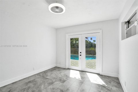 Купить виллу или дом в Лодерхилл, Флорида 3 спальни, 84.36м2, № 2043675 - фото 13