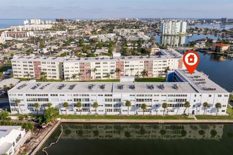 Copropriété à vendre à Saint Pete Beach, Floride: 2 chambres, 125.42 m2 № 1915041 - photo 16