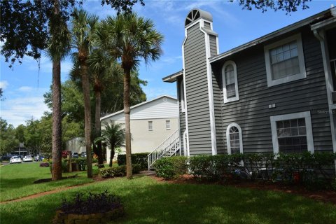 Condo à Palm Harbor, Floride, 2 chambres  № 2235899