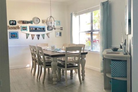 Copropriété à louer à Palm Harbor, Floride: 3 chambres, 125.42 m2 № 2150020 - photo 4
