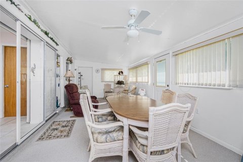 House in Arcadia, Florida 3 bedrooms, 144.93 sq.m. № 1819267 - photo 17
