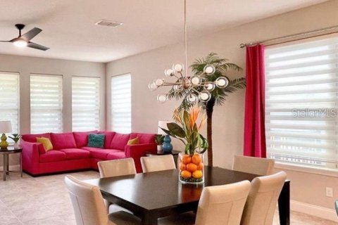 Casa en alquiler en Windermere, Florida, 4 dormitorios, 206.61 m2 № 1916526 - foto 5