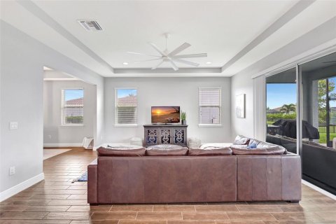 Villa ou maison à vendre à Bradenton, Floride: 5 chambres, 404.78 m2 № 1884981 - photo 14