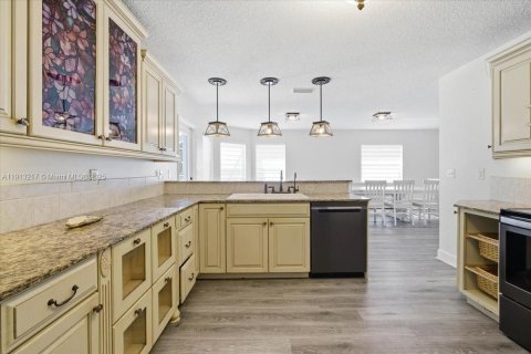 Casa en venta en Okeechobee, Florida, 3 dormitorios № 1968788 - foto 7