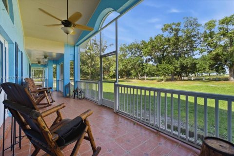 Casa en venta en Okeechobee, Florida, 3 dormitorios № 1968788 - foto 6