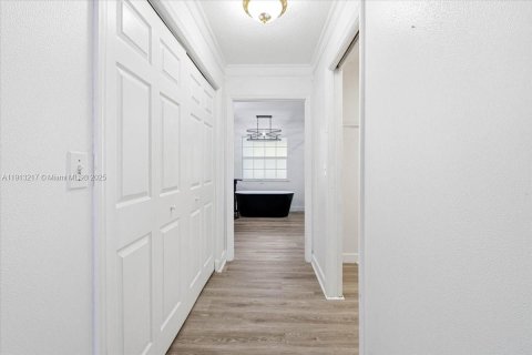 Casa en venta en Okeechobee, Florida, 3 dormitorios № 1968788 - foto 19