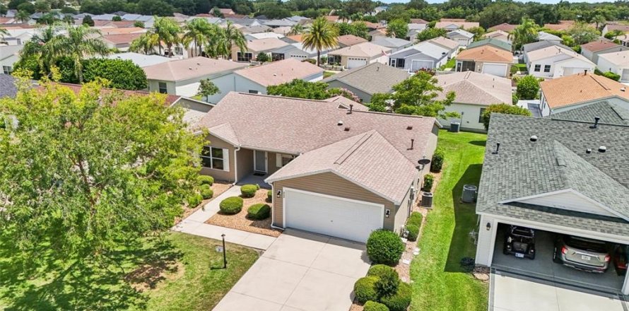 Casa en The Villages, Florida 3 dormitorios, 129.32 m2 № 1810600