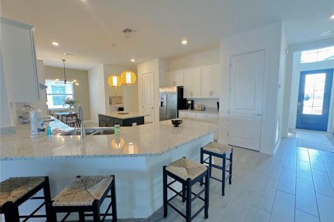 House in Punta Gorda, Florida 4 bedrooms, 209.12 sq.m. № 1813001 - photo 4