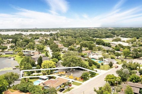 House in Orlando, Florida 4 bedrooms, 256.22 sq.m. № 1816749 - photo 12