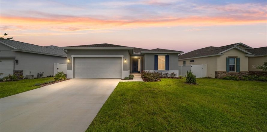 House in Ocala, Florida 4 bedrooms, 177.44 sq.m. № 1829869