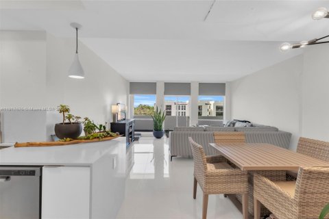 Copropriété à louer à Coral Gables, Floride: 1 chambre, 70.61 m2 № 1972317 - photo 3