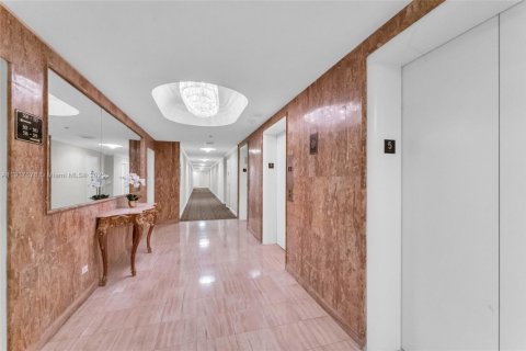 Copropriété à louer à Coral Gables, Floride: 1 chambre, 70.61 m2 № 1972317 - photo 13