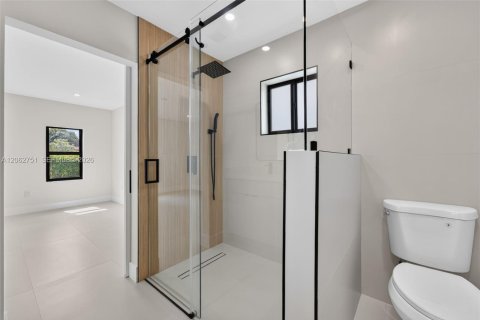 Villa ou maison à vendre à Miami, Floride: 3 chambres, 164.07 m2 № 2278441 - photo 22