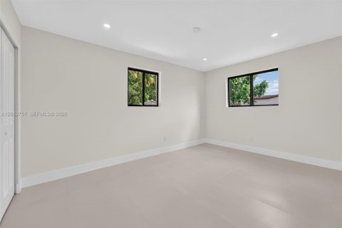 Villa ou maison à vendre à Miami, Floride: 3 chambres, 164.07 m2 № 2278441 - photo 29