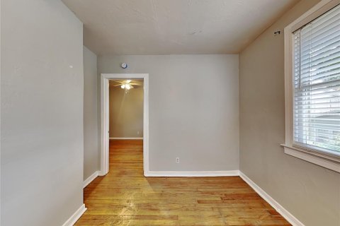 Immobilier commercial à vendre à Orlando, Floride: 4 chambres, 240.25 m2 № 2302466 - photo 17