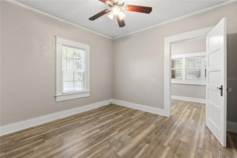 Immobilier commercial à vendre à Orlando, Floride: 4 chambres, 240.25 m2 № 2302466 - photo 10