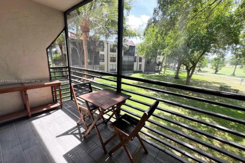 Condominio en venta en Tamarac, Florida, 2 dormitorios, 80.36 m2 № 1684102 - foto 13