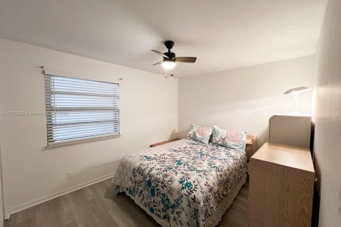 Condominio en venta en Tamarac, Florida, 2 dormitorios, 80.36 m2 № 1684102 - foto 9