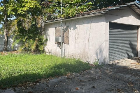 Villa ou maison à vendre à Miami Springs, Floride: 2 chambres, 166.85 m2 № 2037975 - photo 7