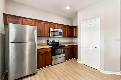 Condo in Saint Cloud, Florida, 3 bedrooms  № 2345060 - photo 8