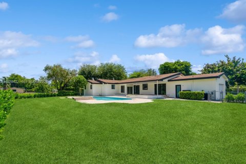 Villa ou maison à louer à Pinecrest, Floride: 4 chambres, 223.24 m2 № 1987520 - photo 30
