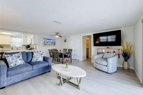 Villa ou maison à vendre à Sarasota, Floride: 2 chambres, 98.85 m2 № 2280232 - photo 20
