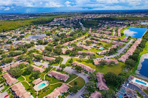 Touwnhouse à vendre à Orlando, Floride: 3 chambres, 116.69 m2 № 2424205 - photo 12