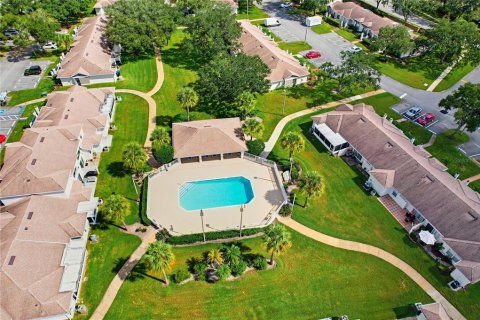 Touwnhouse à vendre à Orlando, Floride: 3 chambres, 116.69 m2 № 2424205 - photo 13