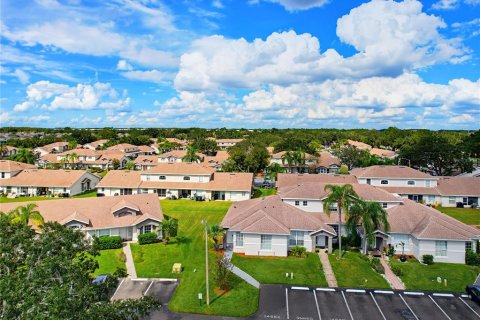 Touwnhouse à vendre à Orlando, Floride: 3 chambres, 116.69 m2 № 2424205 - photo 5