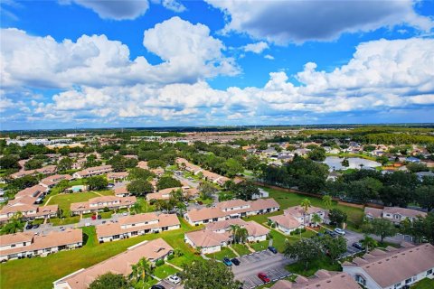 Touwnhouse à vendre à Orlando, Floride: 3 chambres, 116.69 m2 № 2424205 - photo 6
