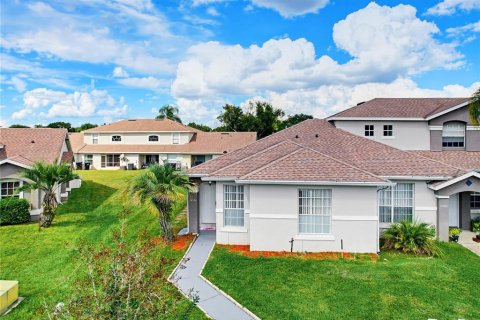 Touwnhouse à vendre à Orlando, Floride: 3 chambres, 116.69 m2 № 2424205 - photo 3