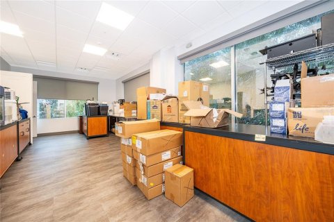 Propiedad comercial en venta en Oviedo, Florida, 435.71 m2 № 2098826 - foto 18