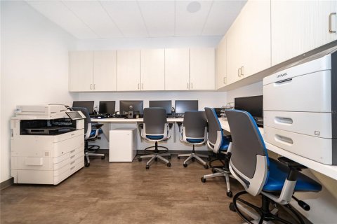 Propiedad comercial en venta en Oviedo, Florida, 435.71 m2 № 2098826 - foto 6