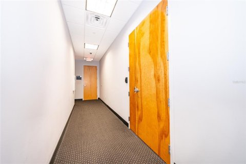 Propiedad comercial en venta en Oviedo, Florida, 435.71 m2 № 2098826 - foto 11