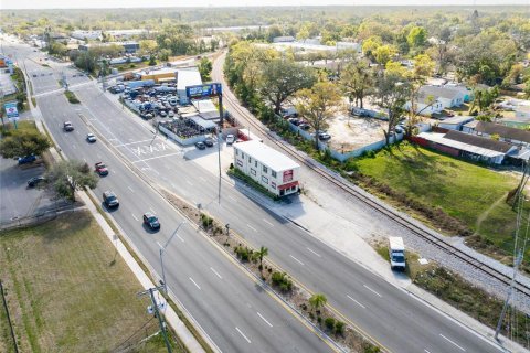 Commercial property in Tampa, Florida 226.5 sq.m. № 1584134 - photo 5