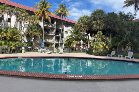 Copropriété à vendre à Miami, Floride: 3 chambres, 106 m2 № 1990797 - photo 11