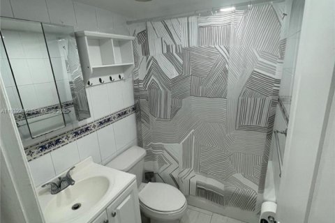 Copropriété à vendre à Miami, Floride: 3 chambres, 106 m2 № 1990797 - photo 10