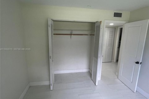 Copropriété à vendre à Miami, Floride: 3 chambres, 106 m2 № 1990797 - photo 6
