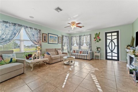Villa ou maison à vendre à Punta Gorda, Floride: 3 chambres, 254.46 m2 № 2434987 - photo 3